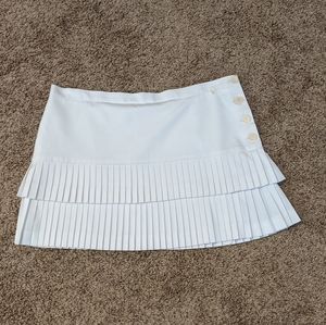 White BCBG Knife Pleated Mini Skirt